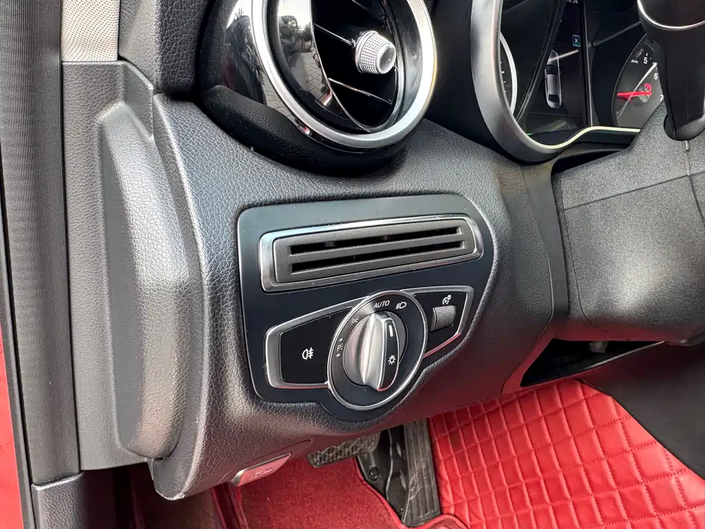 Mercedes-Benz C-Class 2018 — фото 14