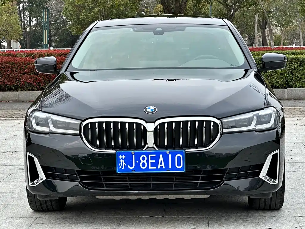 BMW 5 Series 2021 — фото 2