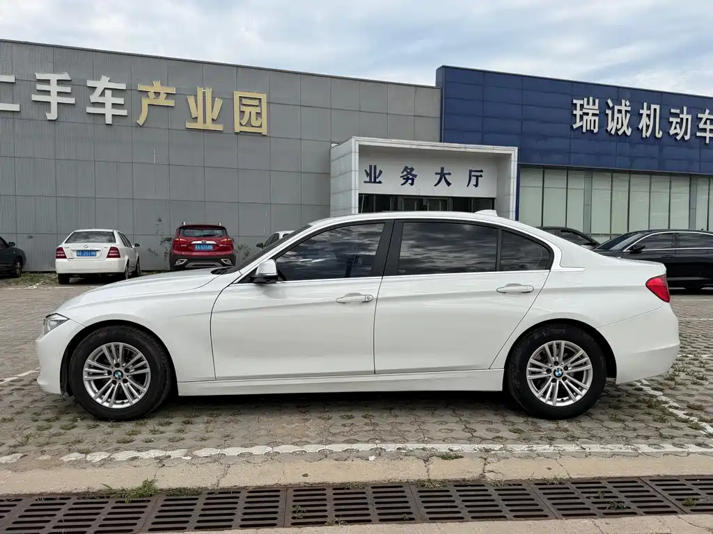 BMW 3 Series 2013