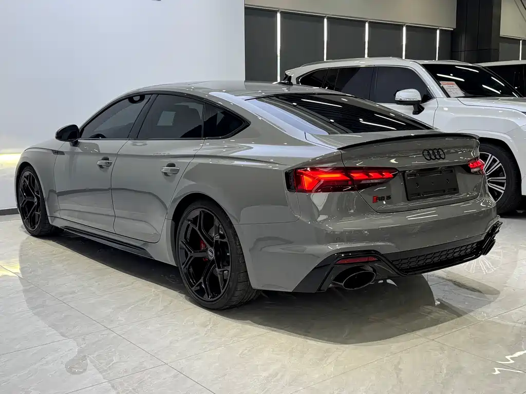 Audi RS 5 2026 — фото 6
