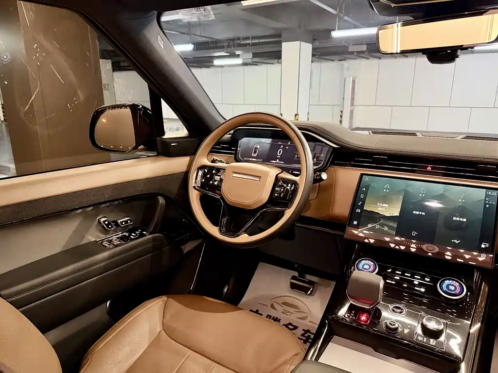 Land Rover Range Rover Sport 2023 — фото 26