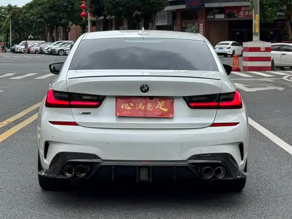 BMW 3 Series 2021