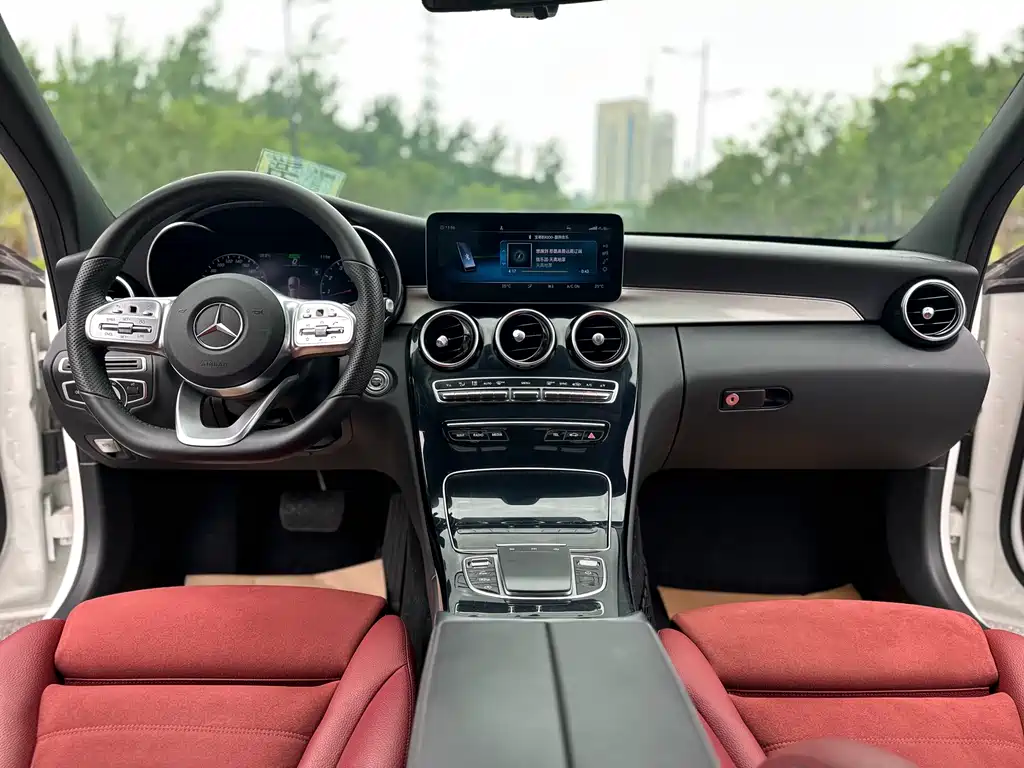 Mercedes-Benz C-Class 2020 — фото 8