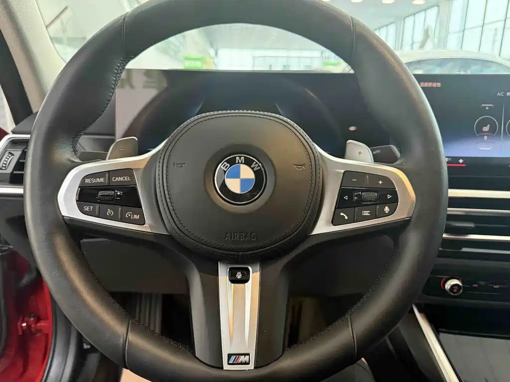 BMW 3 Series 2023 — фото 12