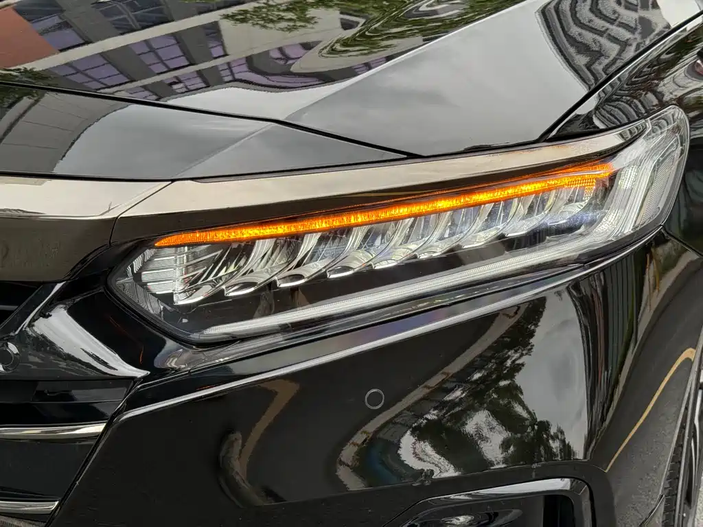 Honda Accord 2023 — фото 4