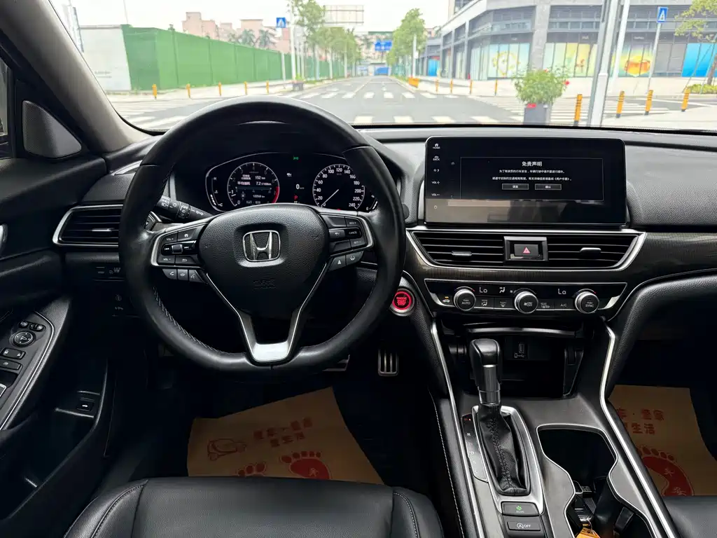 Honda Accord 2023 — фото 17