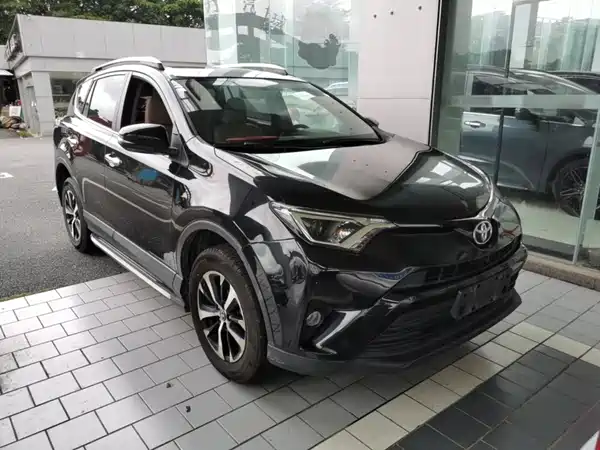 Toyota RAV4 2017