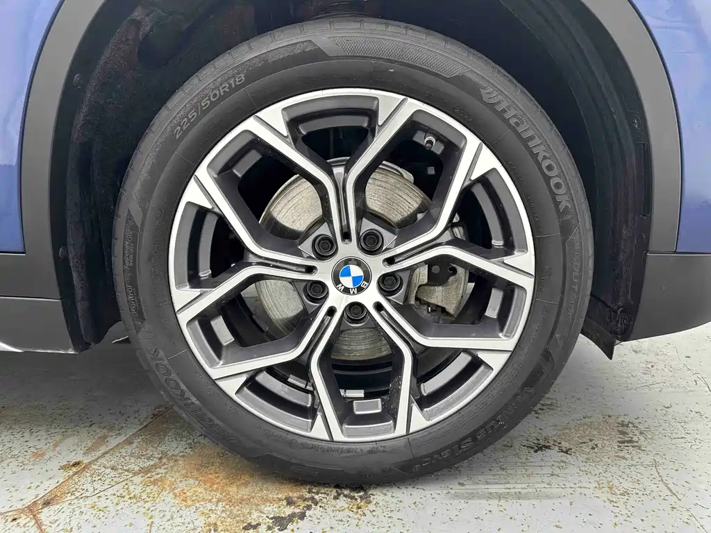 BMW X1 2022 — фото 8