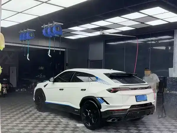 Lamborghini Urus 2019