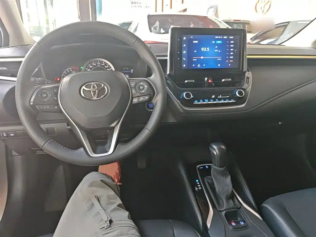 Toyota Corolla 2020 — фото 10