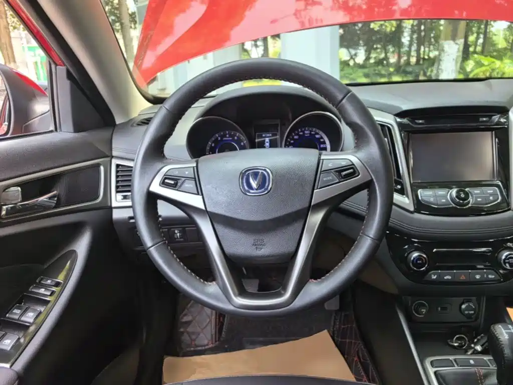Changan Eado 2018 — фото 11