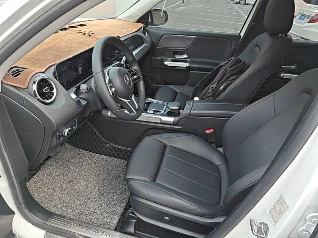 Mercedes-Benz GLB 2020 — фото 15
