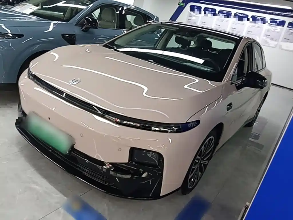 Leapmotor B01 2025