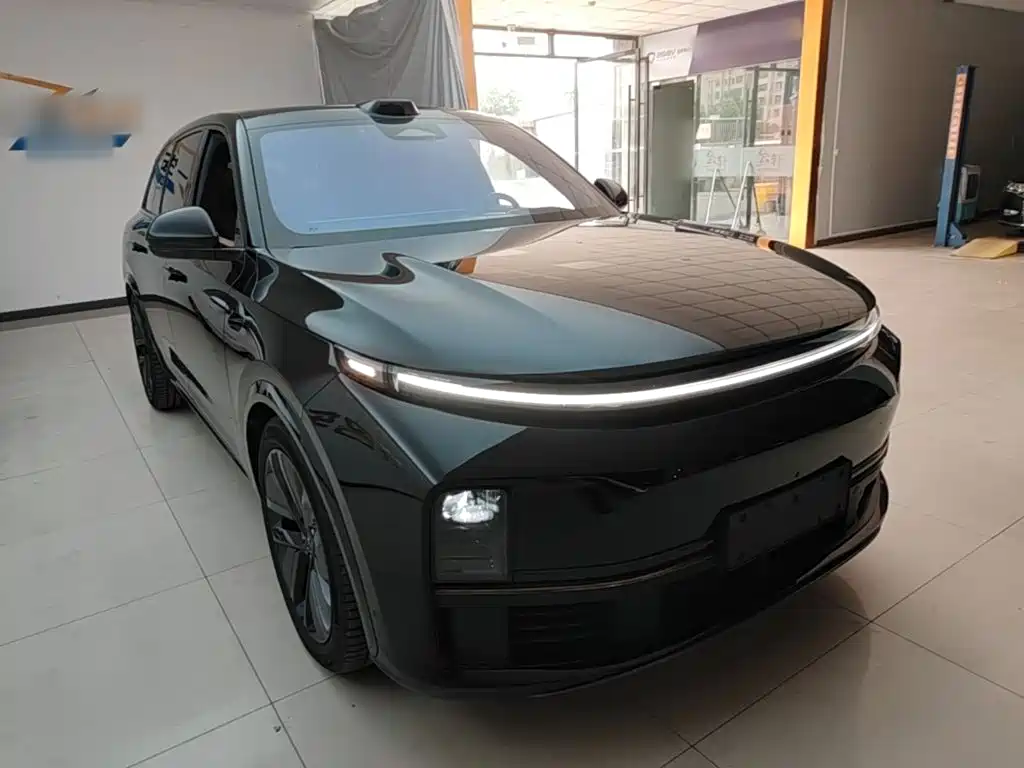 Li Auto Li L7 2025
