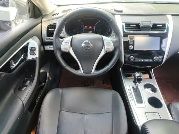 Nissan Teana 2017