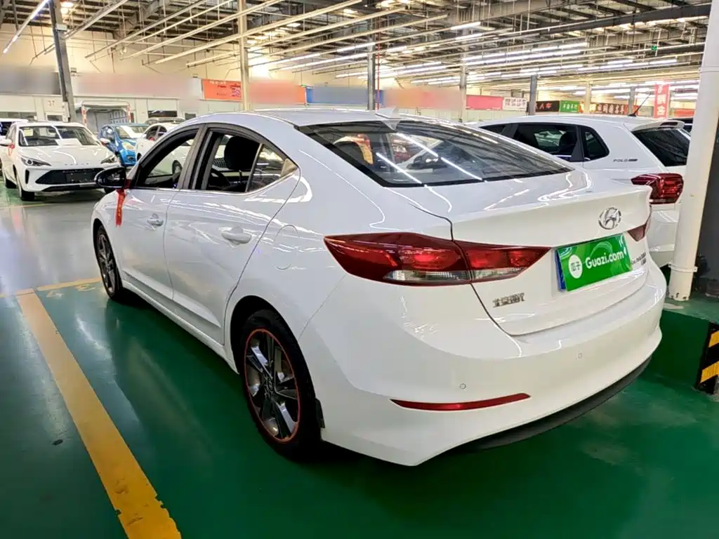 Hyundai Celesta 2017 — фото 5