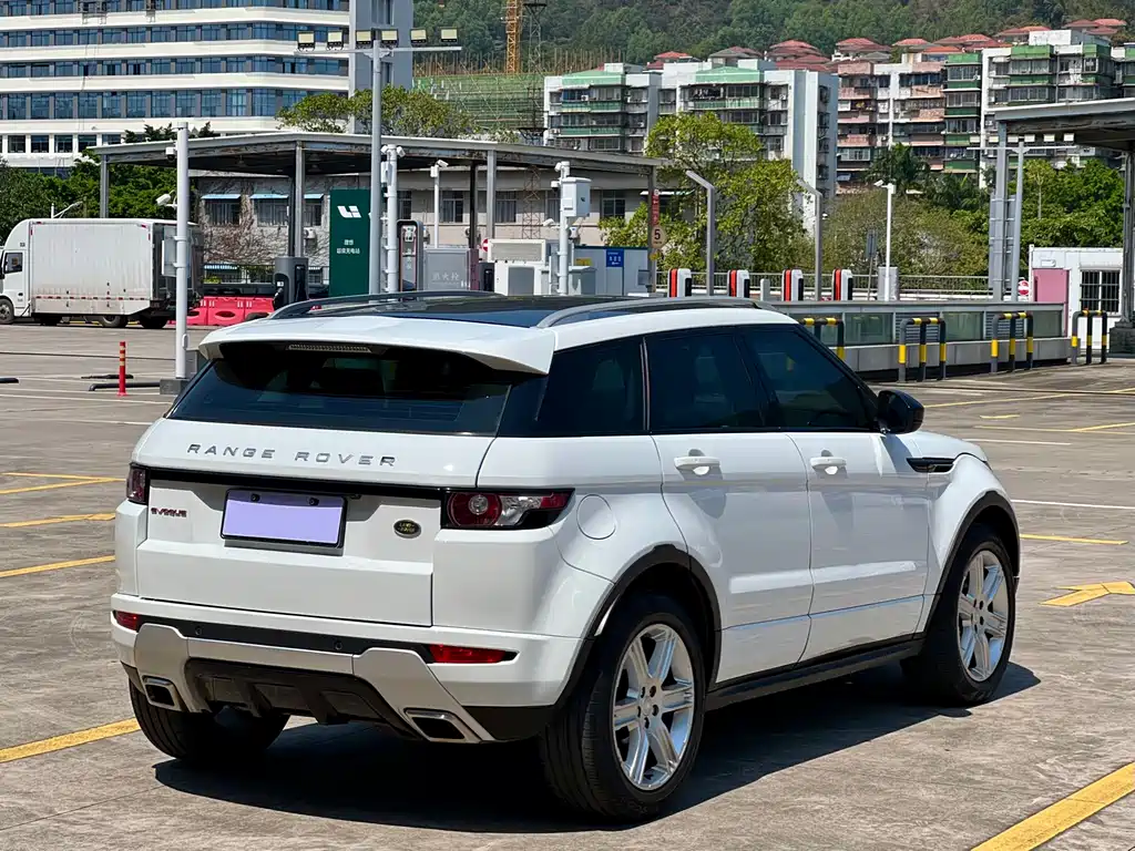 Land Rover Evoque 2016 — фото 7