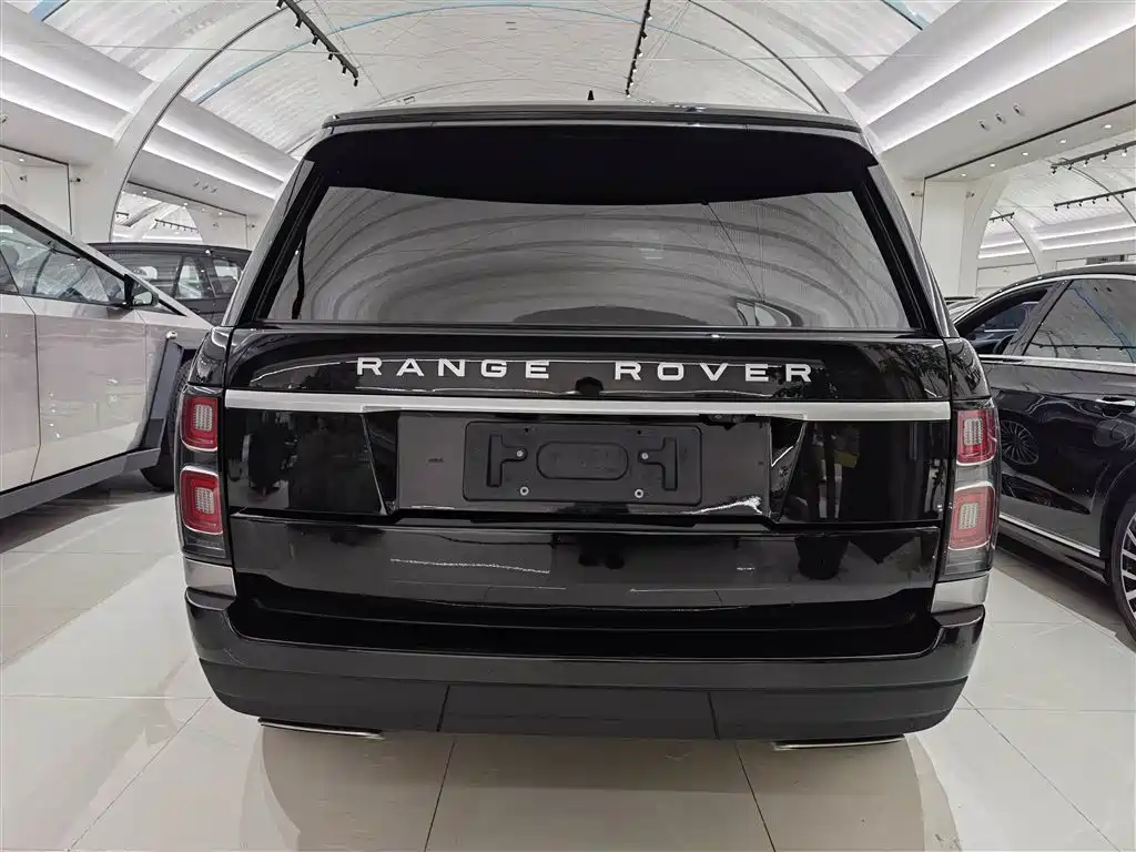 Land Rover Range Rover 2021 — фото 3