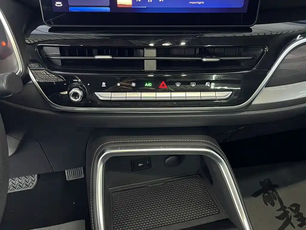Haval H6 2021 — фото 16