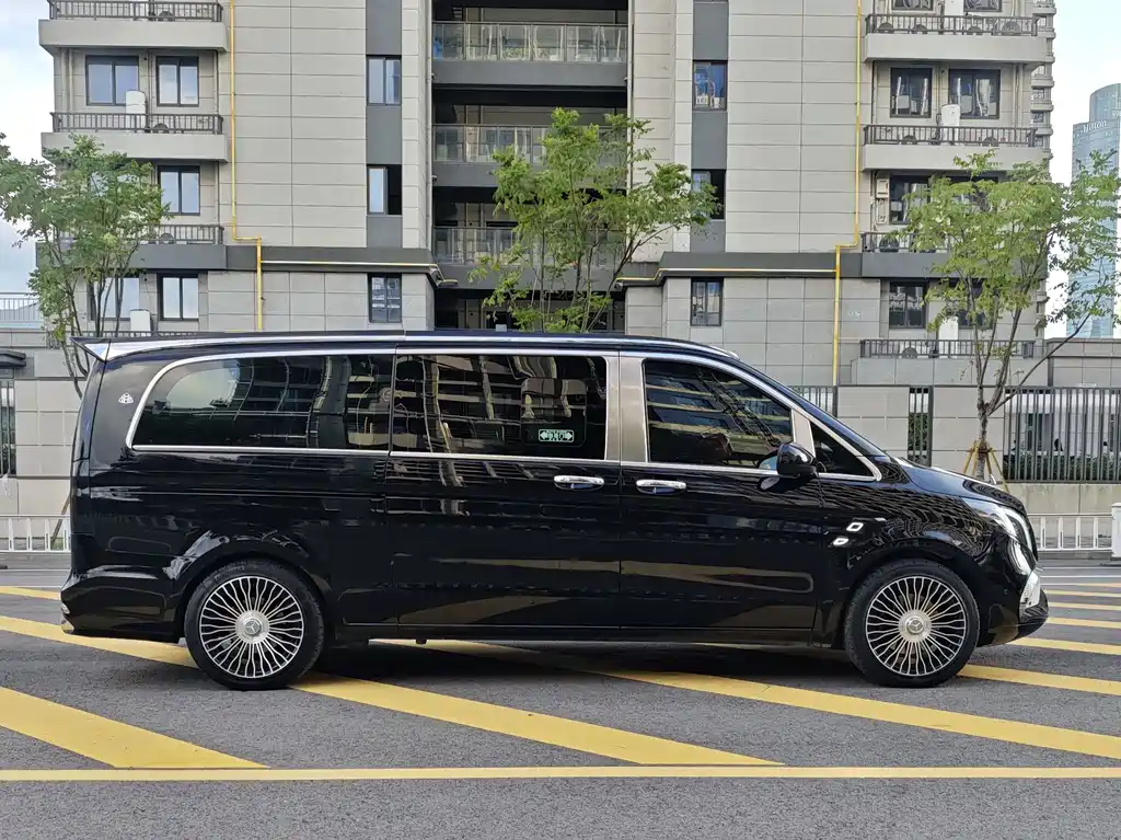 Mercedes-Benz Vito 2022 — фото 6