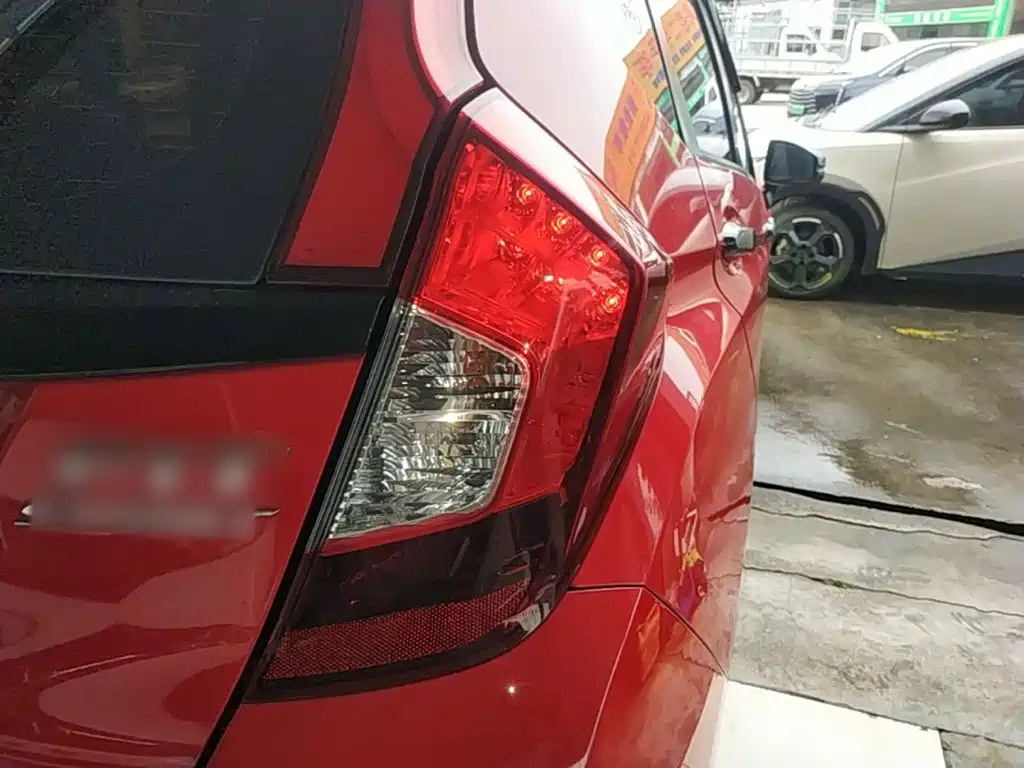 Honda Fit 2019 — фото 8