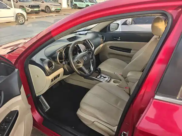 Changan Eado 2016