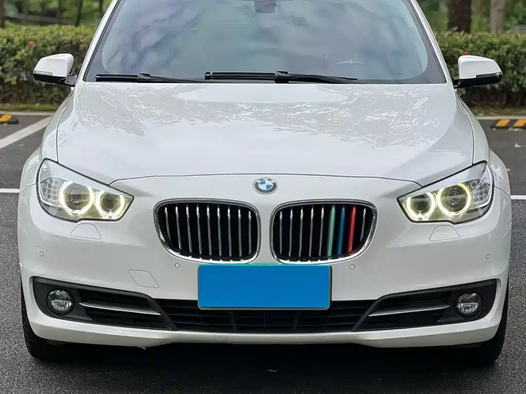 BMW 5 Series GT 2015 — фото 3