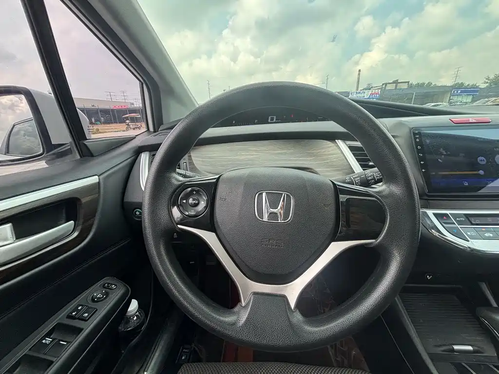 Honda Jade 2017 — фото 10
