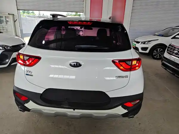 Kia KX1 2020