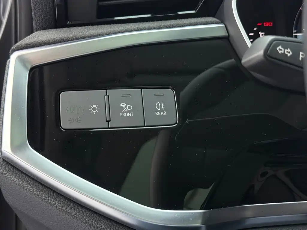 Audi Q3 2023 — фото 19
