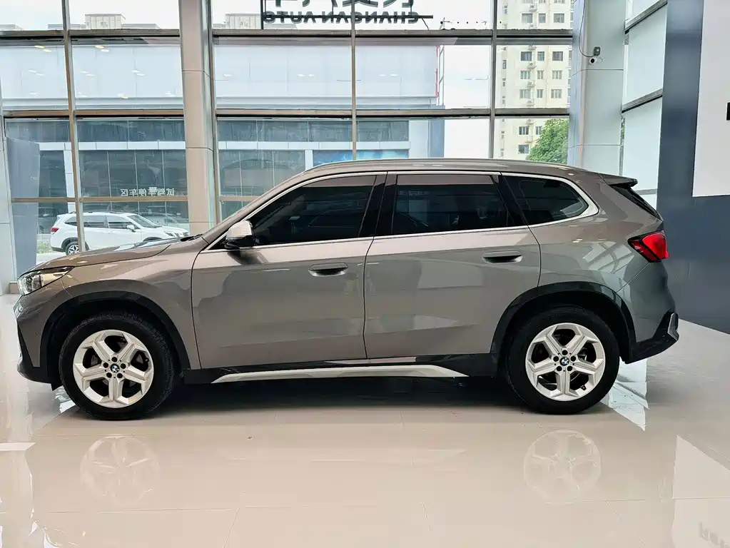 BMW X1 2023