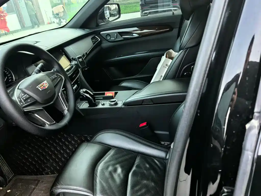Cadillac CT6 2023 — фото 3