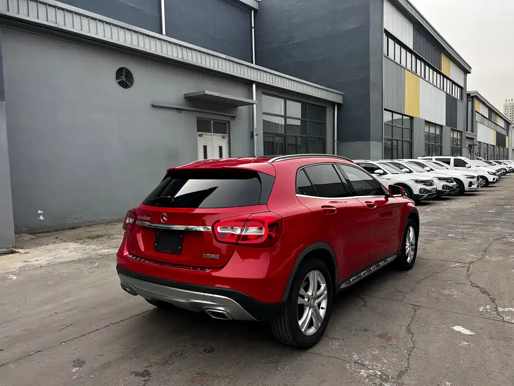 Mercedes-Benz GLA 2015 — фото 15