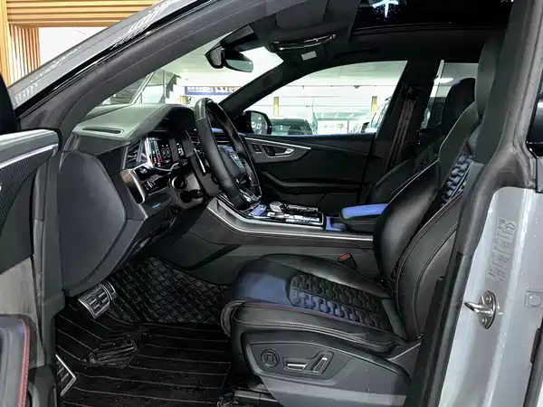 Audi RS Q8 2022