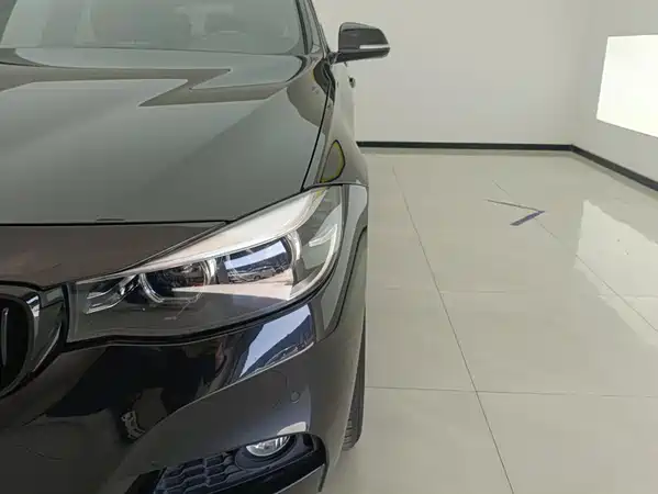 BMW 3 Series GT 2021
