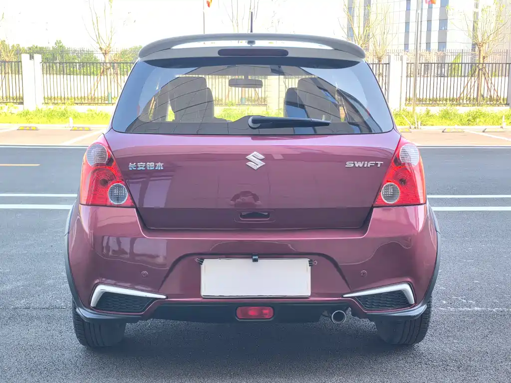 Suzuki Swift 2018 — фото 5