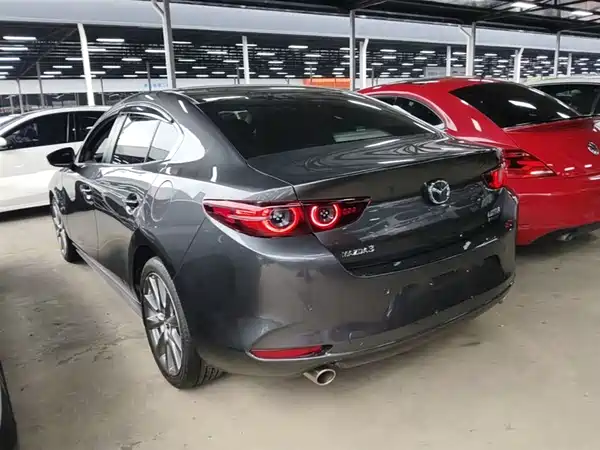 Mazda 3 Axela 2021