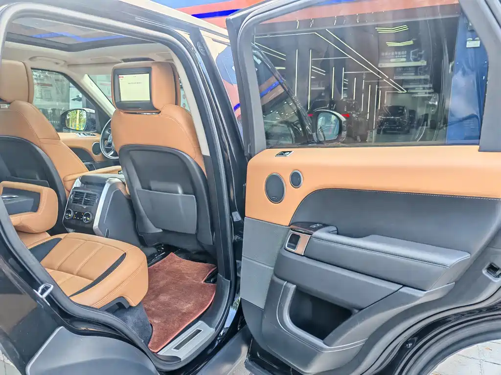 Land Rover Range Rover Sport 2022 — фото 19