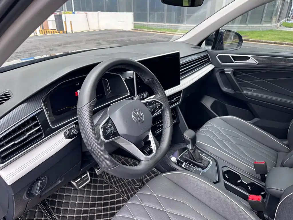 Volkswagen Tiguan L 2022