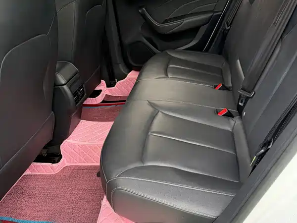 Roewe i6 Classic 2022