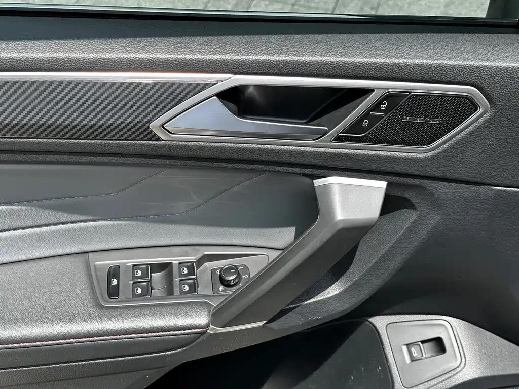 Volkswagen Tiguan L 2021
