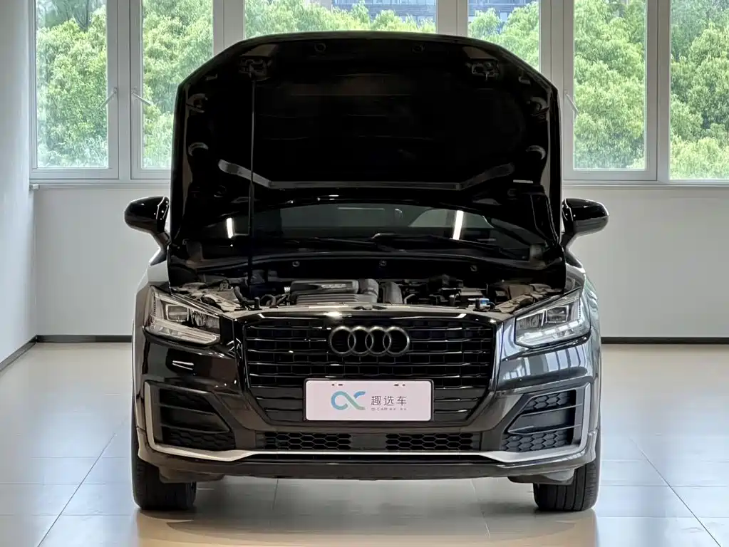 Audi Q2L 2019 — фото 14