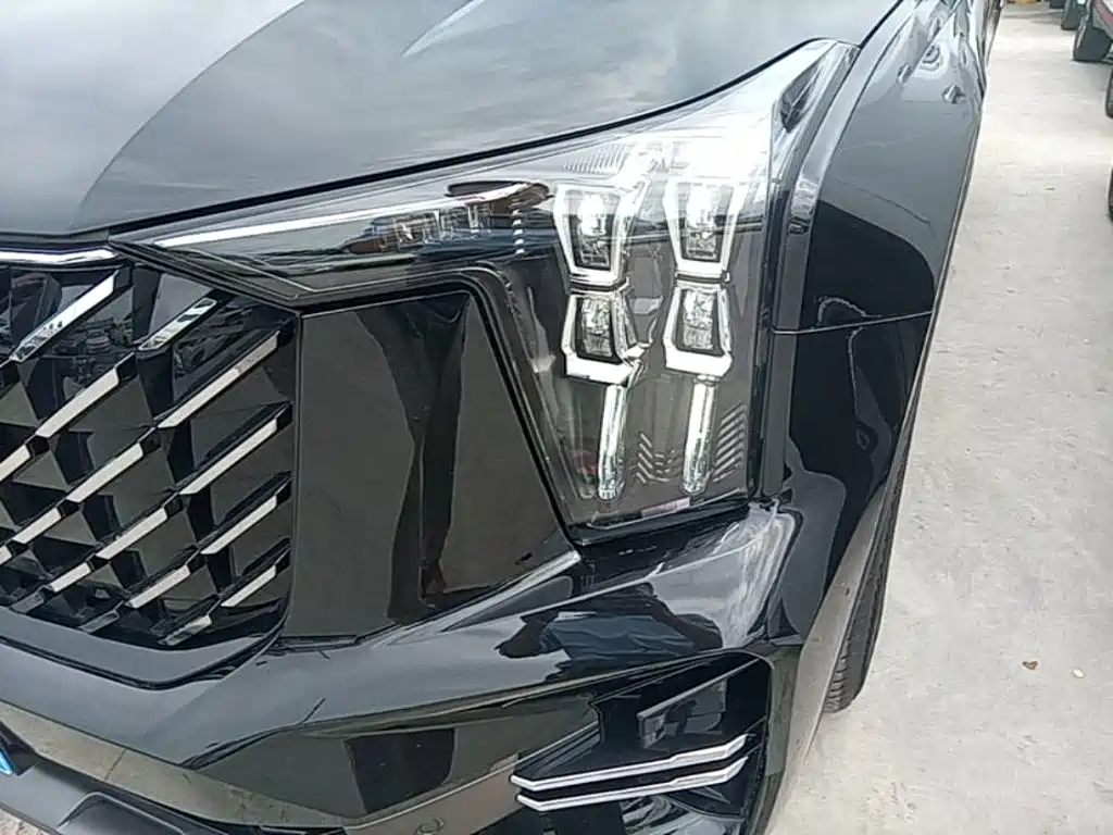GAC Motor Trumpchi GS8 2023 — фото 24