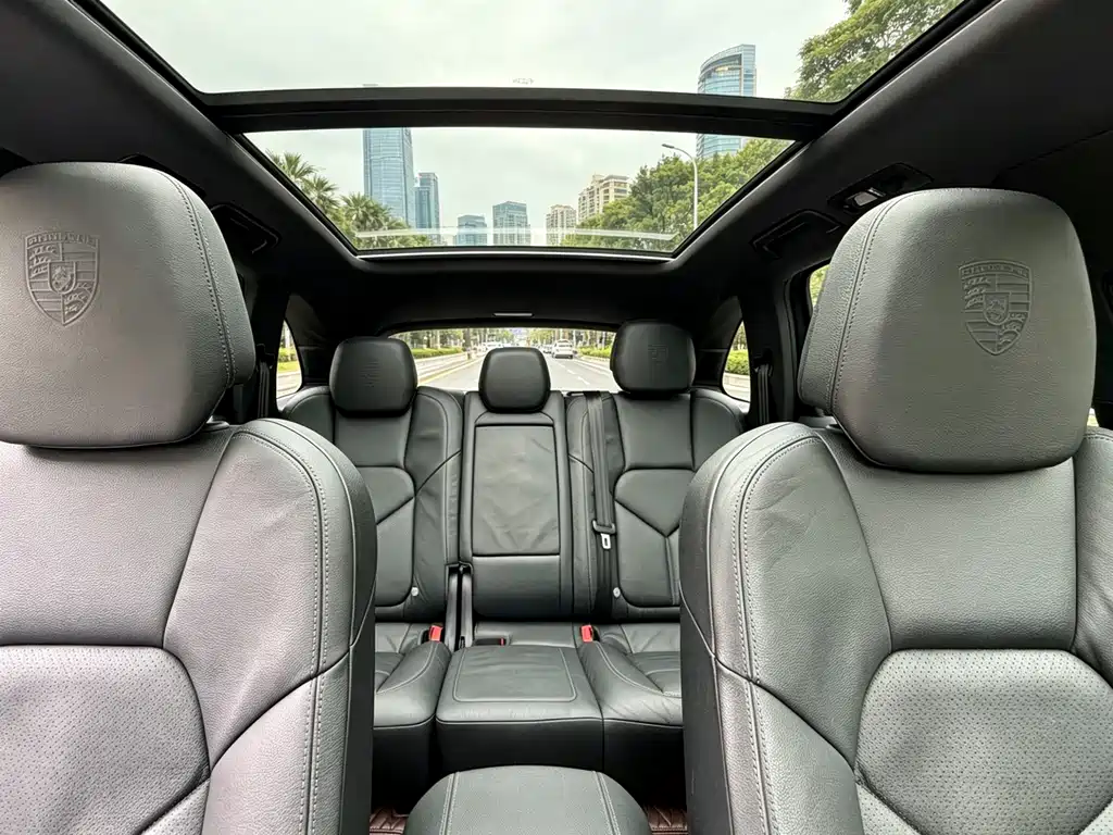 Porsche Cayenne 2014 — фото 15