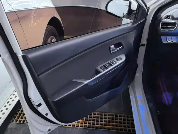 Kia K2 2016