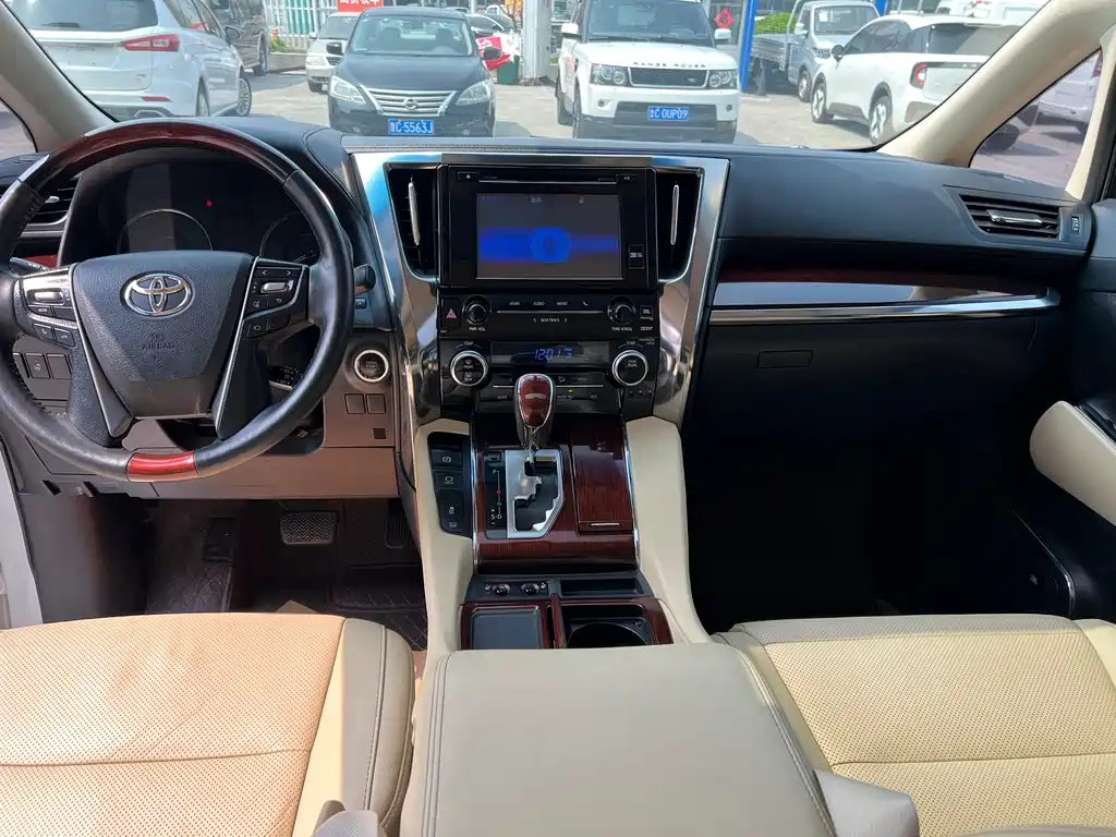 Toyota Alphard 2015 — фото 7
