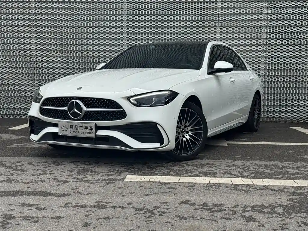 Mercedes-Benz C-Class 2023 — фото 1