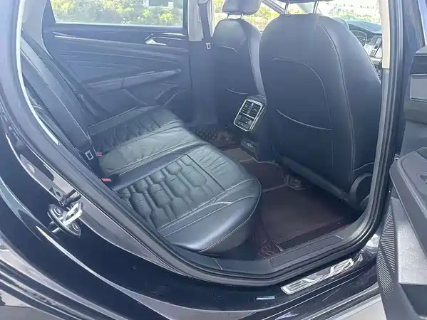 Volkswagen Passat 2019
