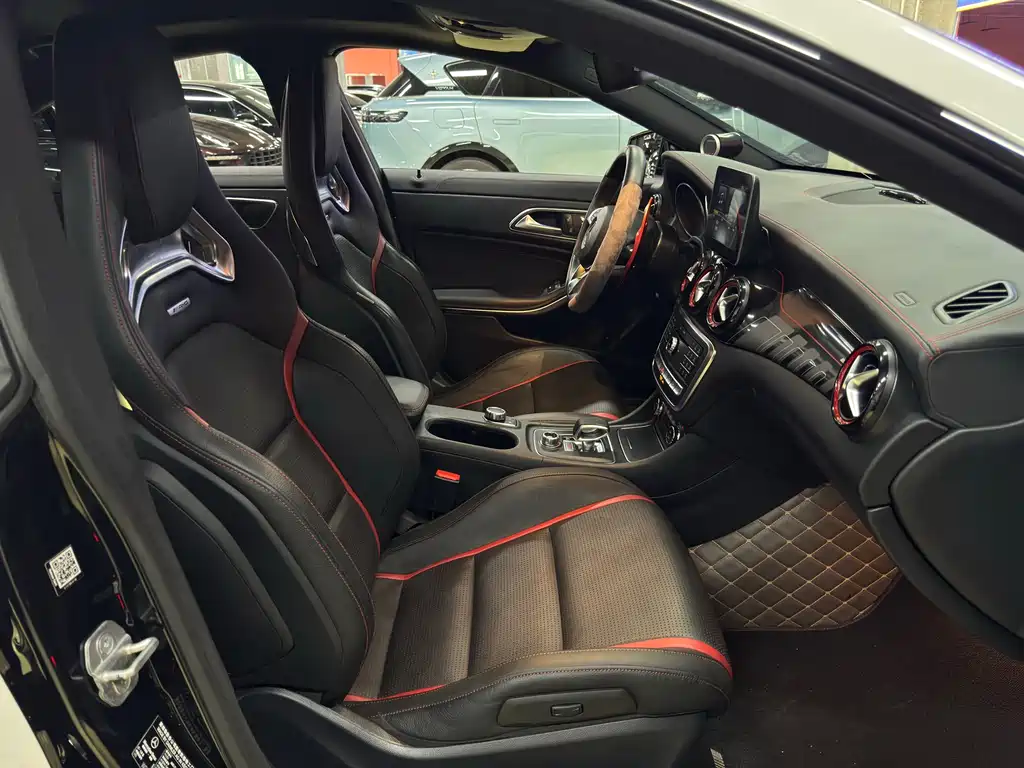 Mercedes-Benz Mercedes CLA AMG 2017 — фото 18
