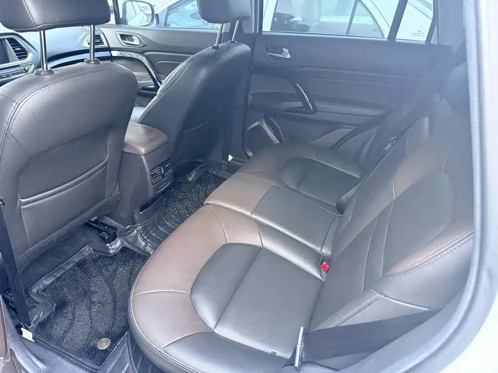 GAC Motor Trumpchi GS4 2018 — фото 6